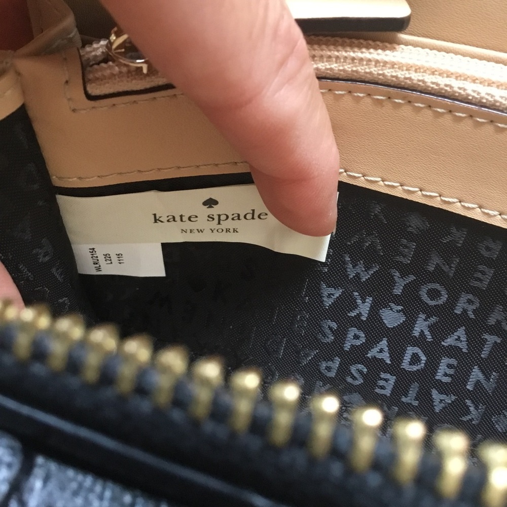 Kate Spade Black Leather Grand Street Layton Wallet Wristlet - Picture 9 of 14
